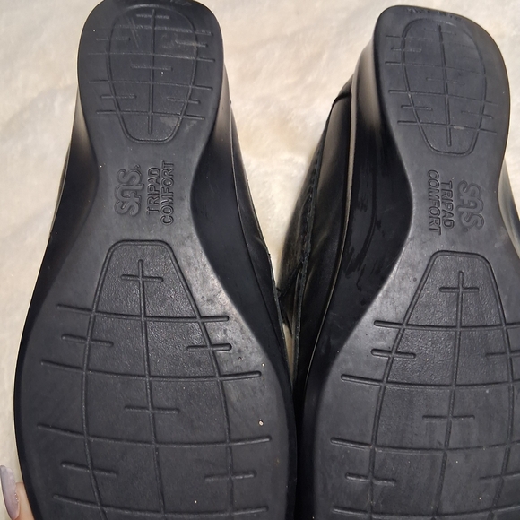 SAS Black Comfort Sandals with Adjustable Strap - Picture 5 of 6